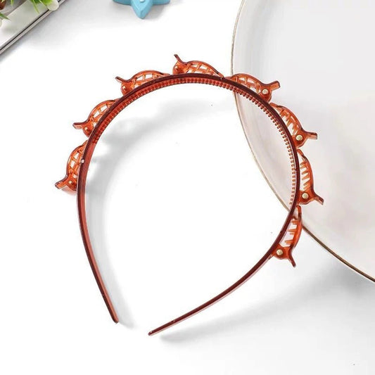 Tiara with Clip – The Detail That Transforms the Look